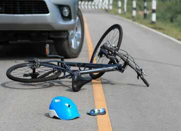 Accidents between a Car and a Bicycle in Maryland